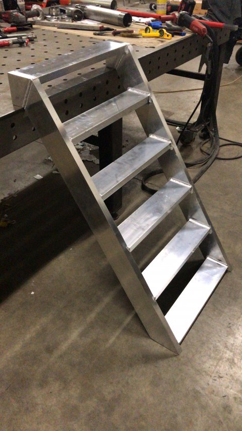 aluminium vrachtwagen trap ladder  (4)